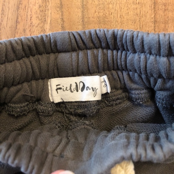 Kindly The Label / Field Day 0-3 month joggers - Picture 2 of 3